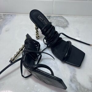 Cape Robbin Black Strappy & gold Heels, size 9